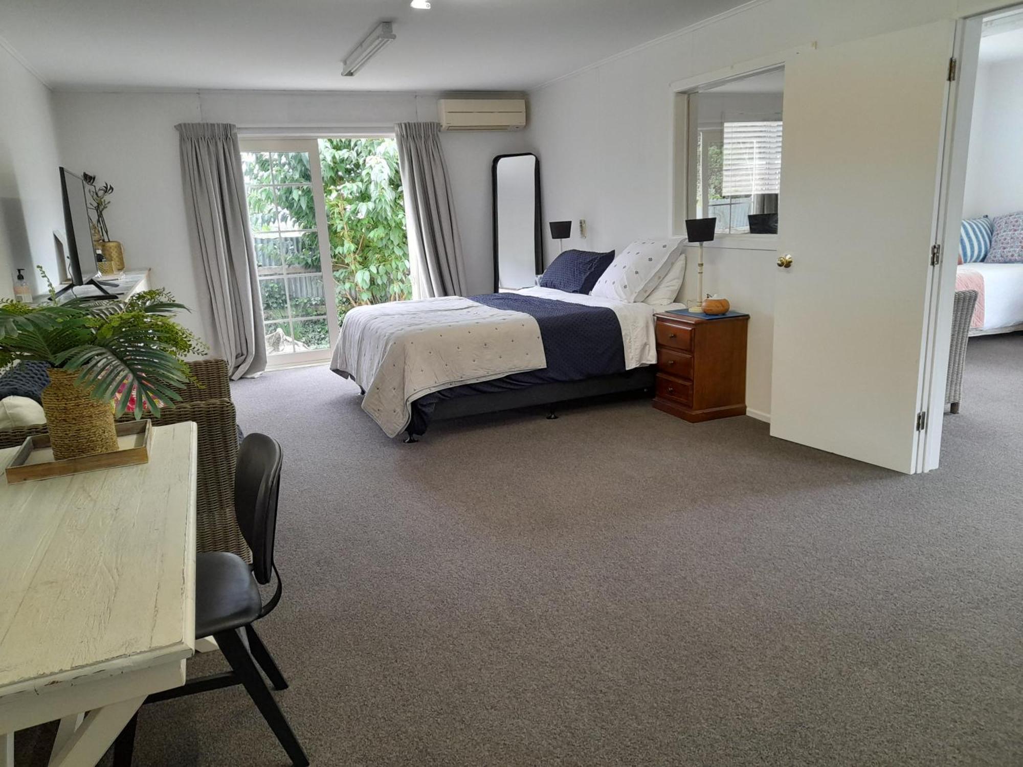 Magnolia House Apartment Featherston Bagian luar foto