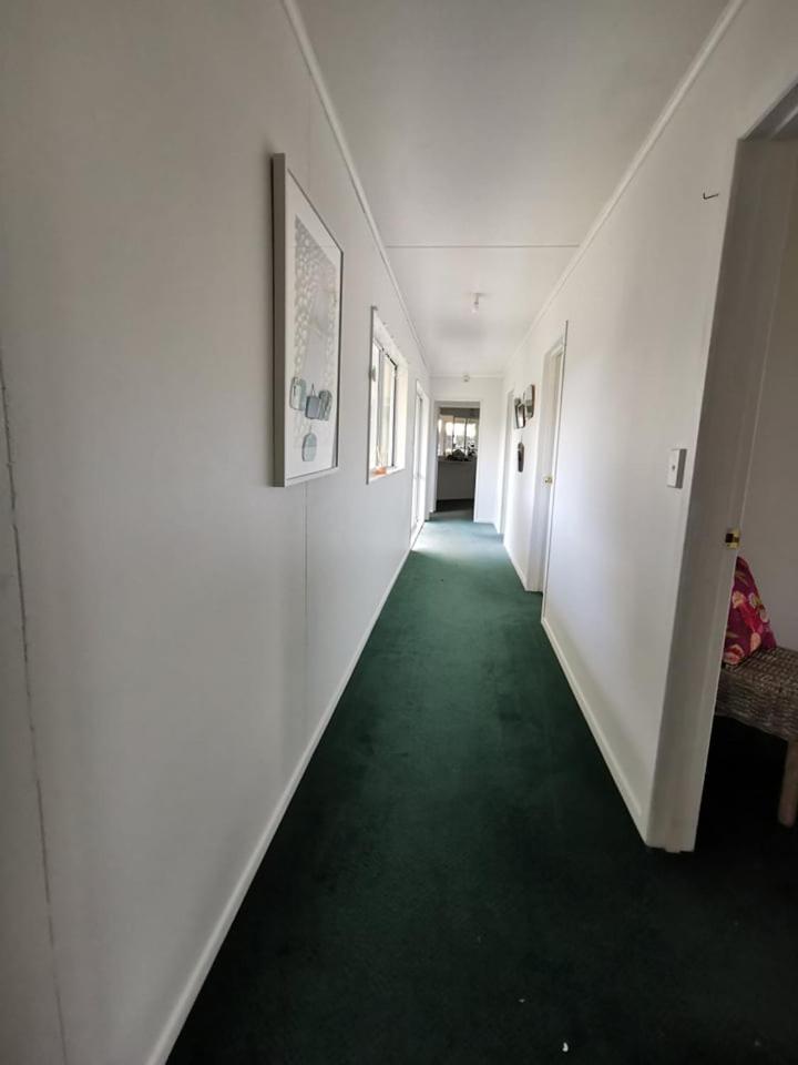 Magnolia House Apartment Featherston Bagian luar foto